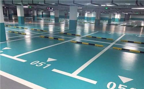 改则改则环氧地坪中涂：构筑坚固地面的关键环节